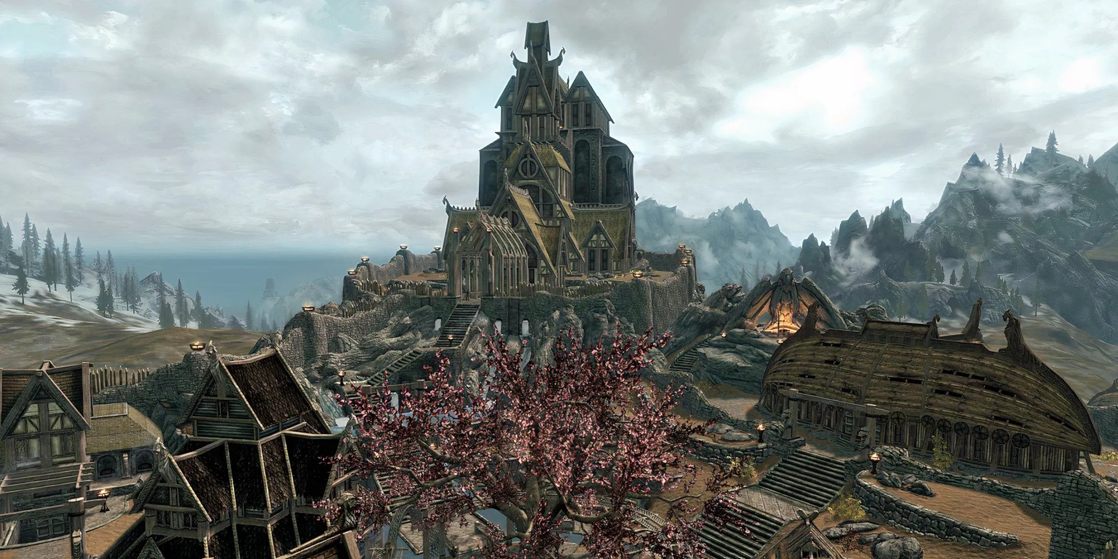Cảnh quan hùng vĩ của Skyrim với thành phố Whiterun phía xa