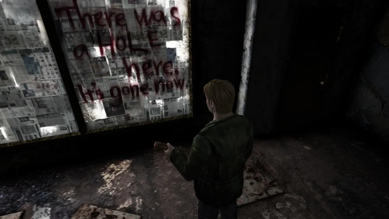 James Sunderland khám phá một căn phòng trong Silent Hill 2