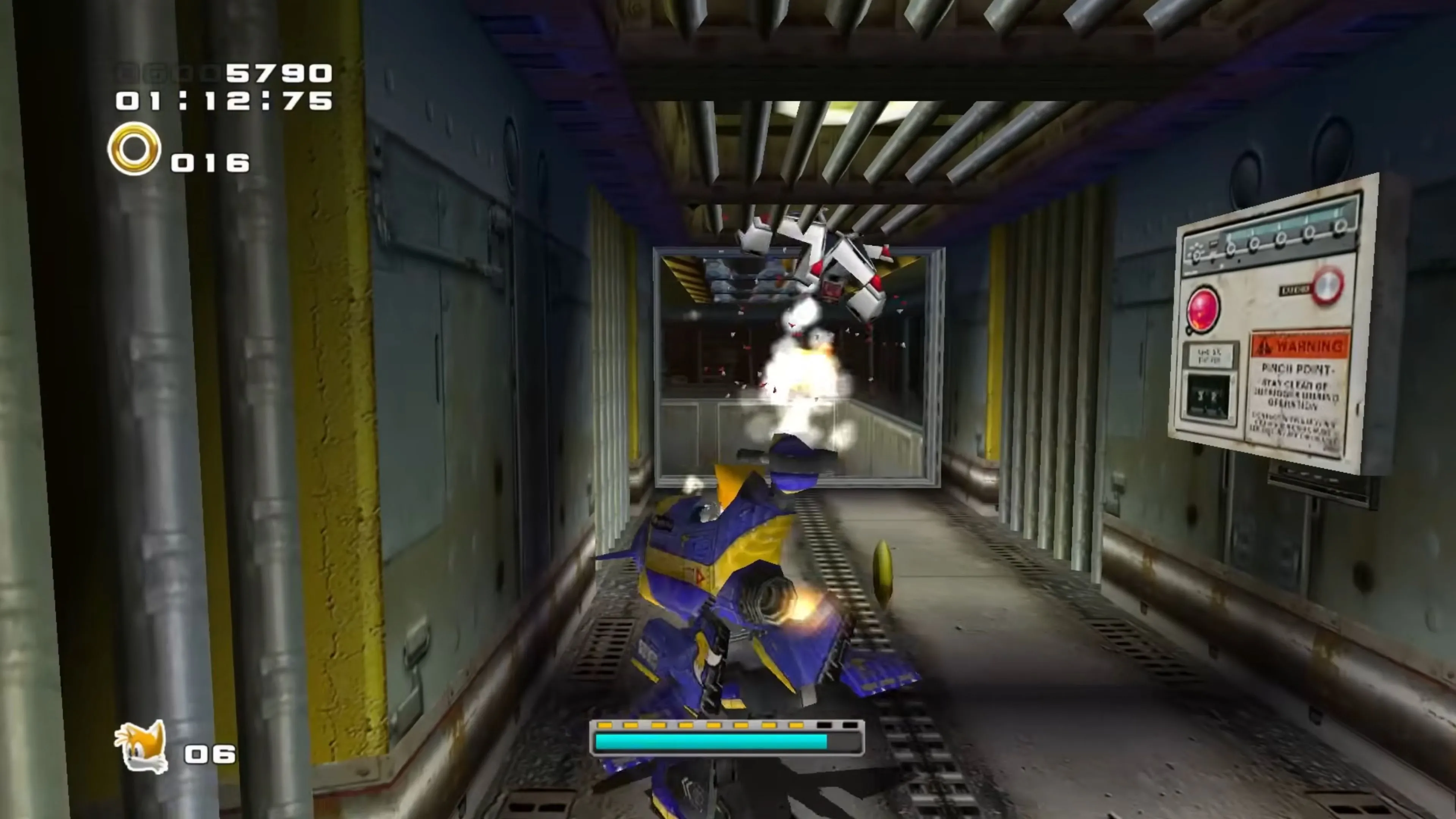 Sonic và Shadow đối đầu trong Sonic Adventure 2